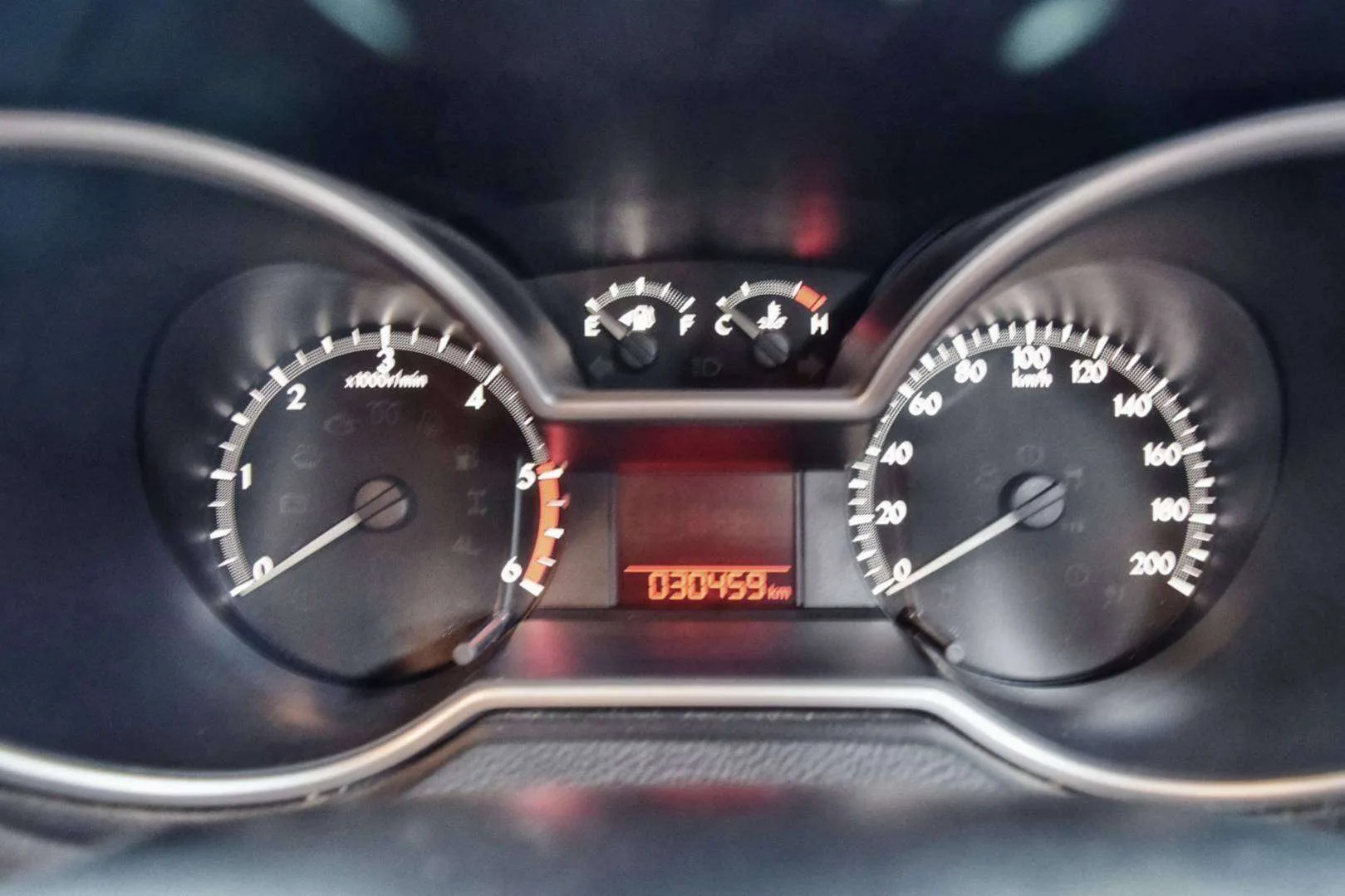 BT-50 3.2 ECU remap dyno graph — before and after