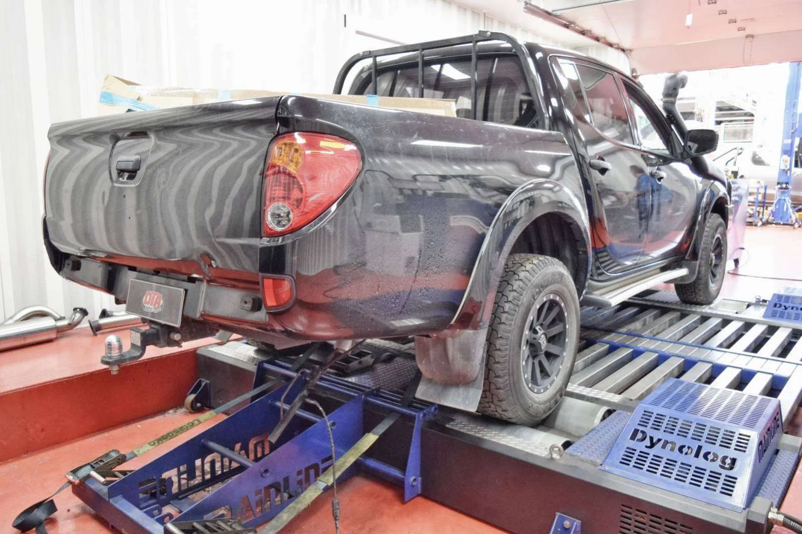 Triton 2.5 dyno graph — ECU remap power and torque result