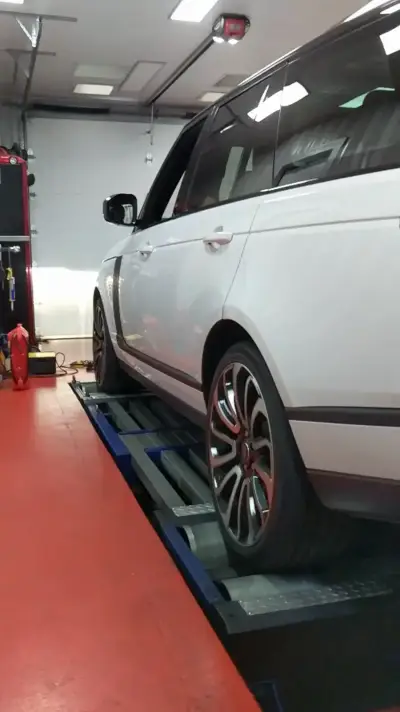 Range Rover Vogue 2.9L ECU remap — Range Rover L405 white on the dyno — ECU remap Sydney