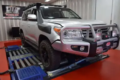 Toyota Land Cruiser V8 ECU remap on the dyno